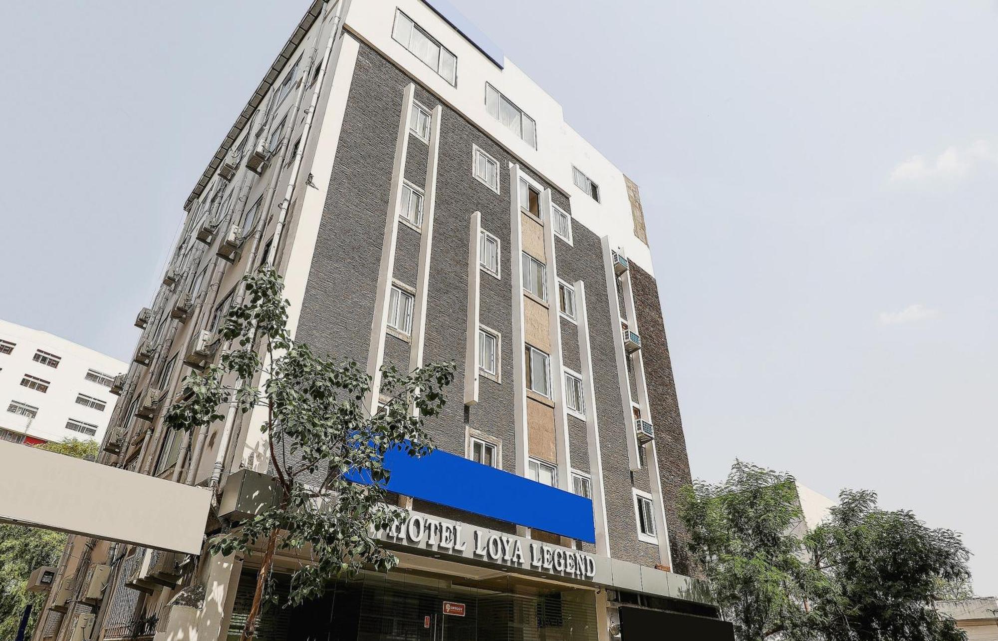 Capital O Sky Grand Hotell Hyderabad Exteriör bild