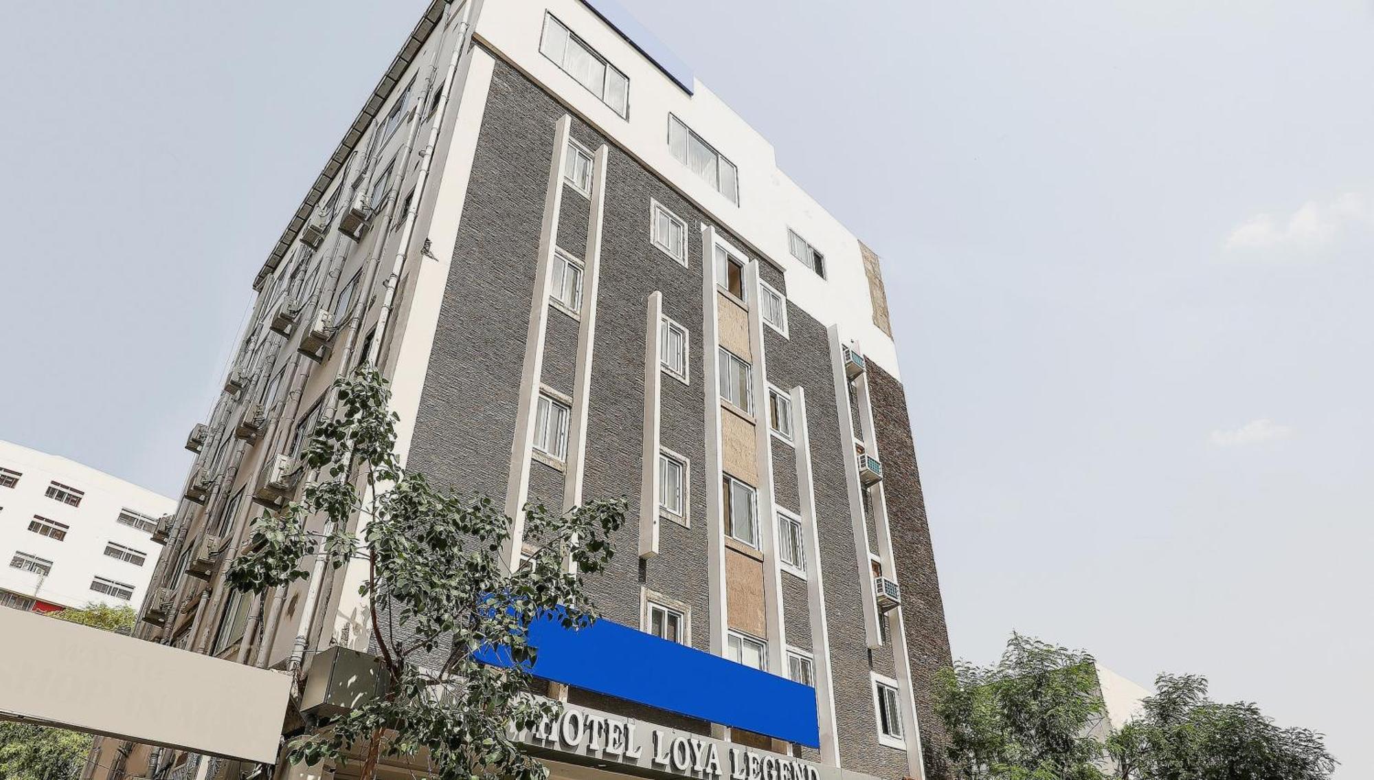 Capital O Sky Grand Hotell Hyderabad Exteriör bild